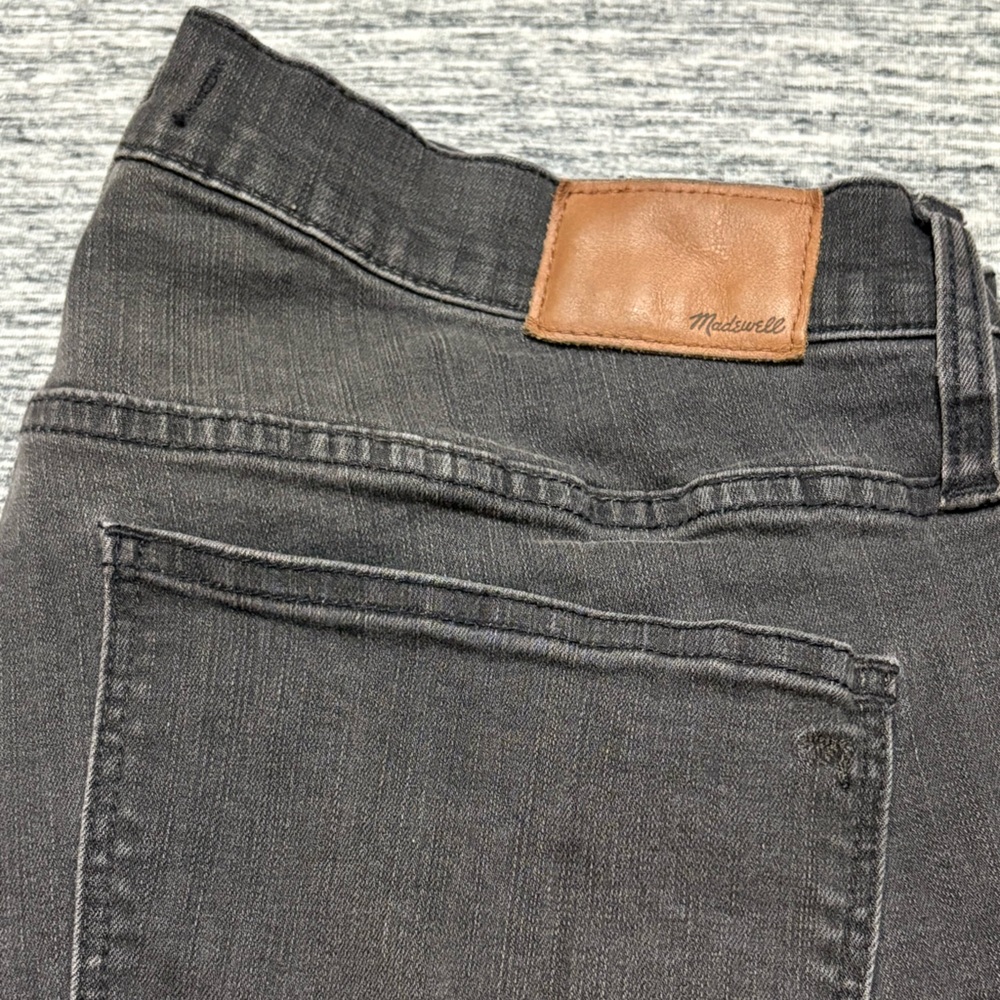 Madewell Jeans Distressed Black Denim High Rise Skinny Size 33 - Picture 5 of 5